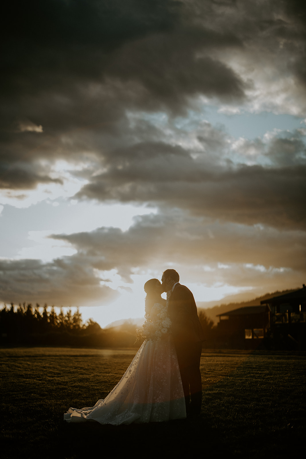 Fraser River Lodge Wedding Photographer