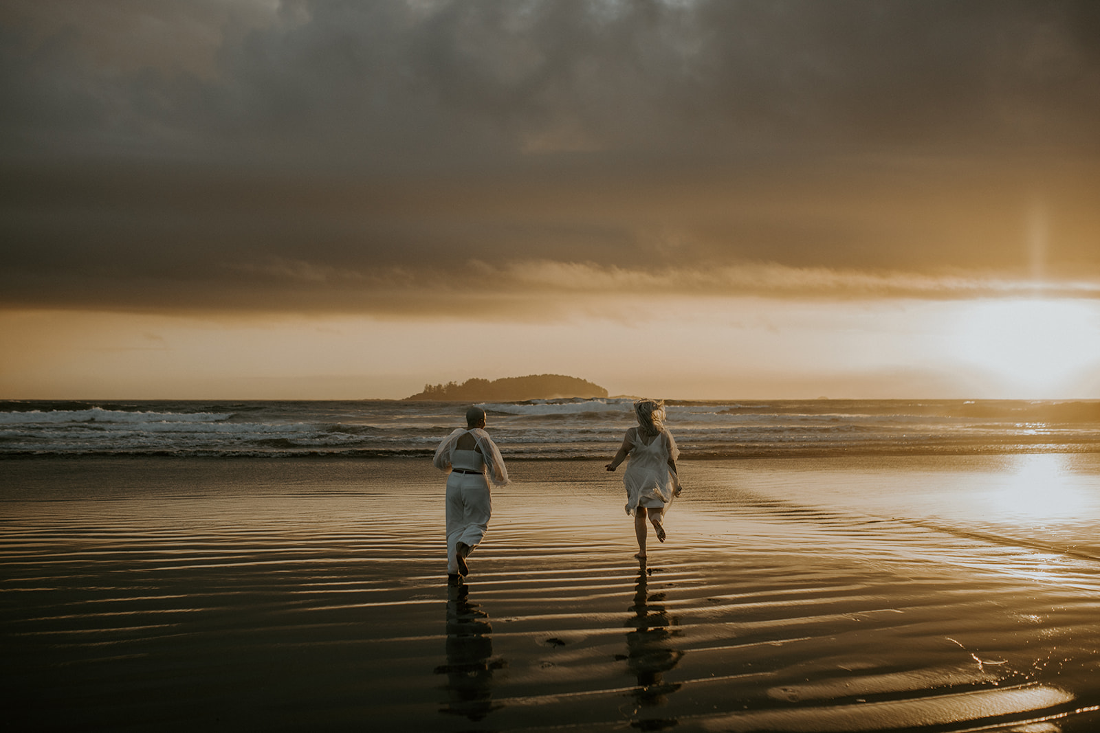 Sunset Elopement on Chesterman Beach in Tofino